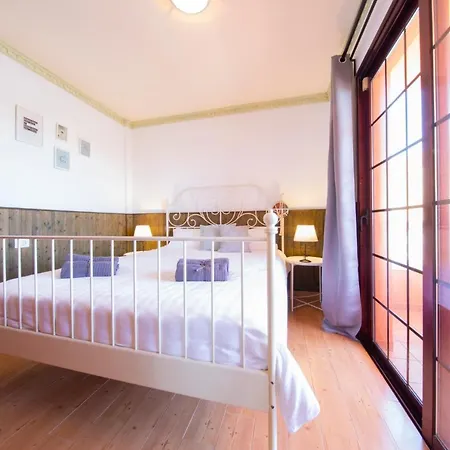 The Sunflower House - By Medano4you Holiday home El Medano (Tenerife)