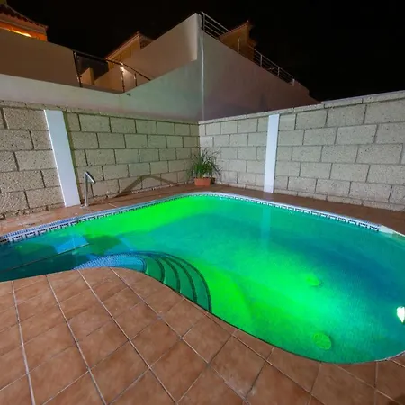 Holiday home The Sunflower House - By Medano4you *