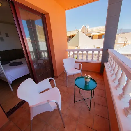 Holiday home The Sunflower House - By Medano4you *